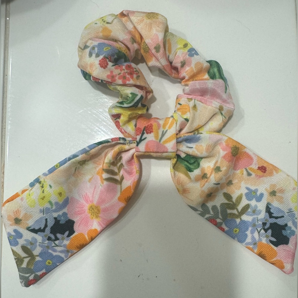 Rifle Paper Co Marguerite Scrunchie